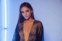 Leslie Grace lanza remix de “Díganle”, con Becky G y CNCO